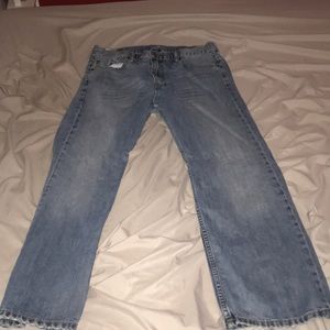 Levi jeans size 34 x 32